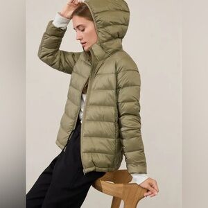 Athleta Aire Puffer Jacket